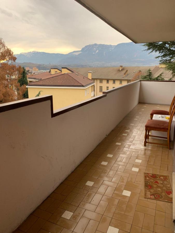 Appartamento Bolzano - Vittorio Veneto - Parcheggio Incluso Exterior photo